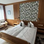 Sonne By Mastiff Otel Bad Wildbad