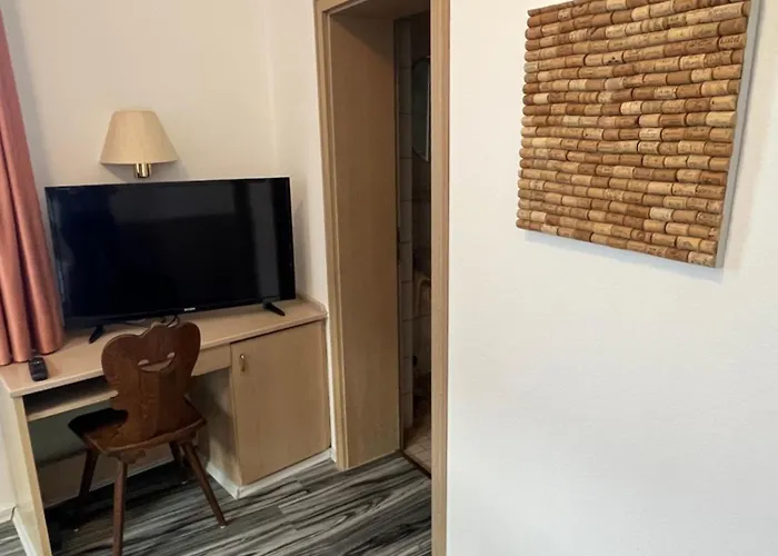 Отель Sonne By Mastiff 3*